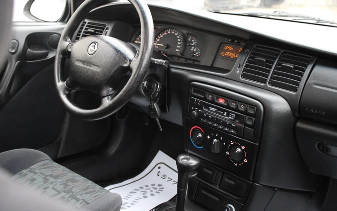 Opel Vectra cena 9900 przebieg: 80000, rok produkcji 1997 z Janowiec Wielkopolski małe 254